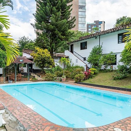 Hotel Premium Real Medellín Dış mekan fotoğraf