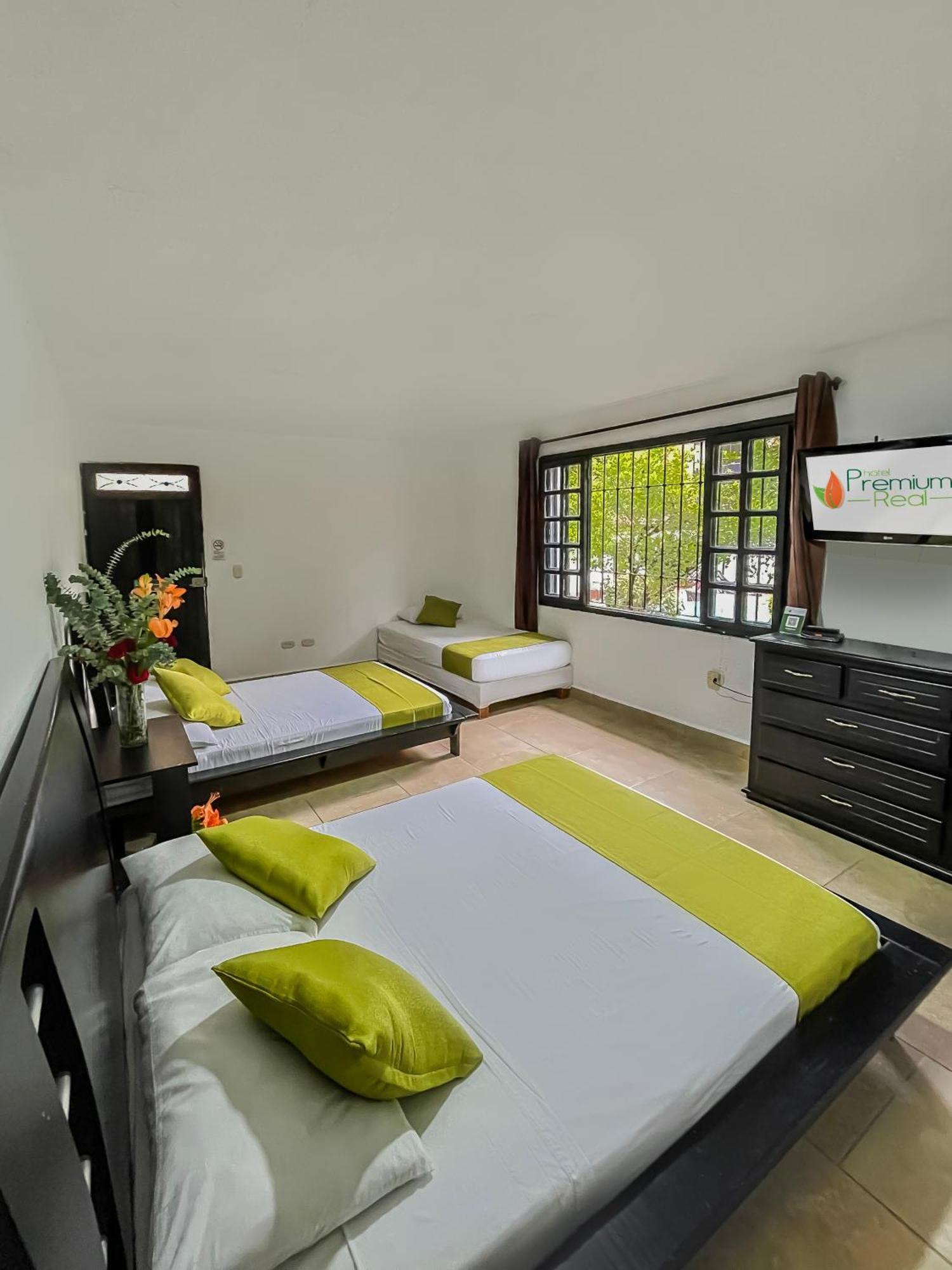 Hotel Premium Real Medellín Dış mekan fotoğraf